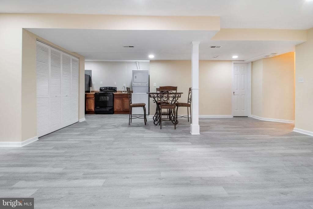 7602 Mezmer Lane - Photo 8