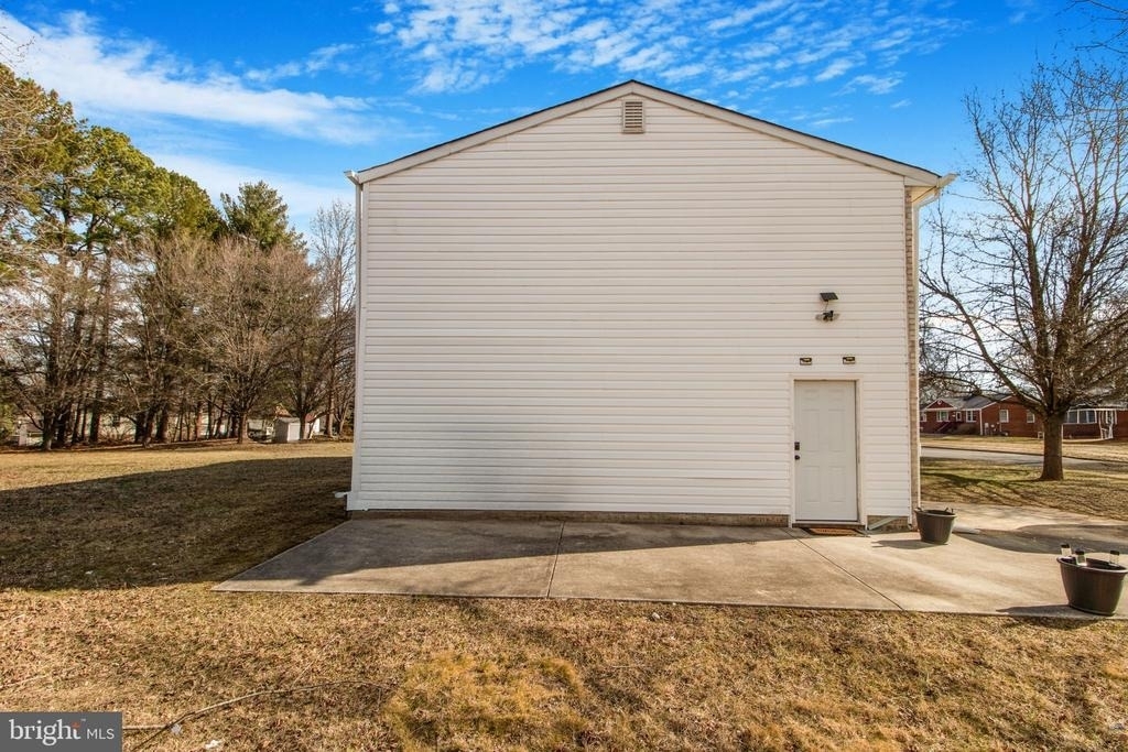 7602 Mezmer Lane - Photo 19