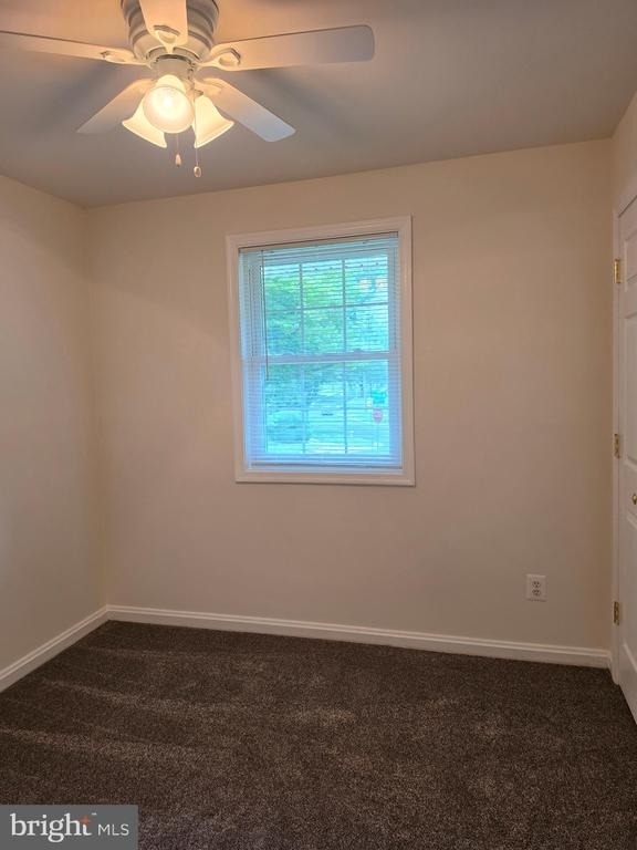 4700 Red Fox Road - Photo 7