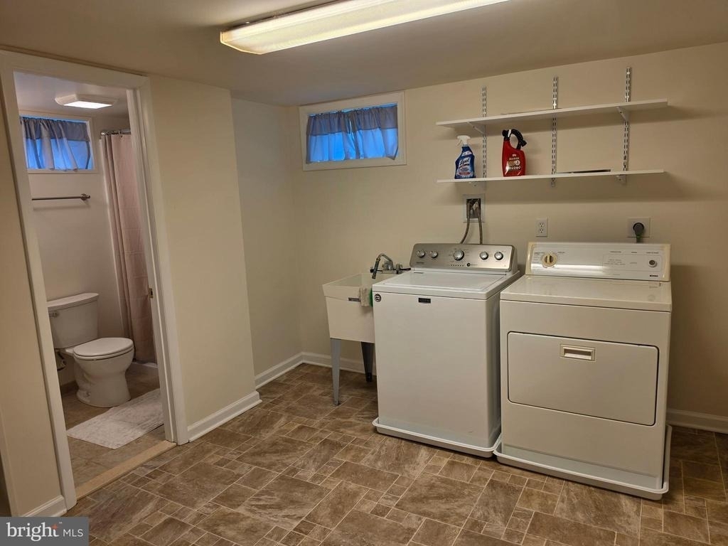 4700 Red Fox Road - Photo 18
