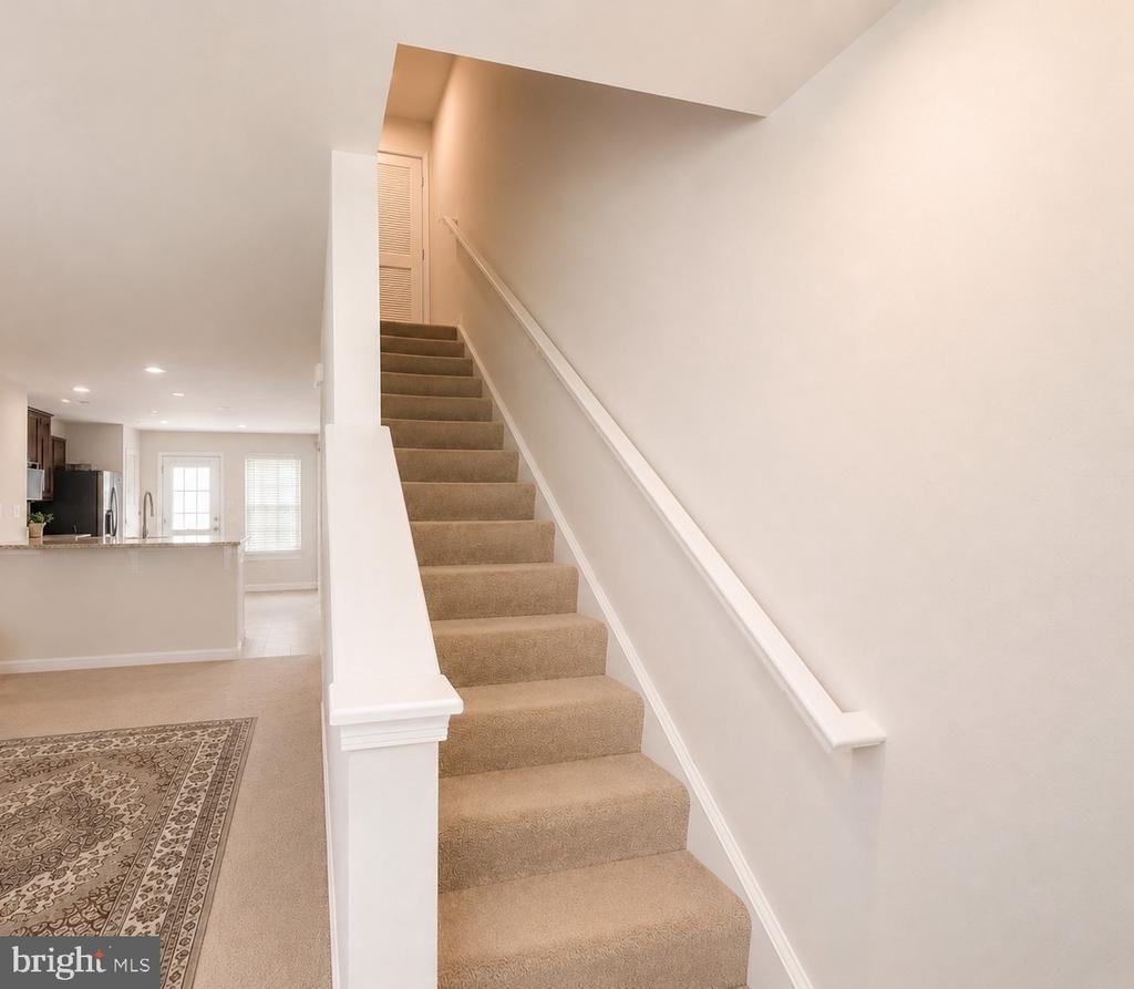 9827 Posterity Ln - Photo 8