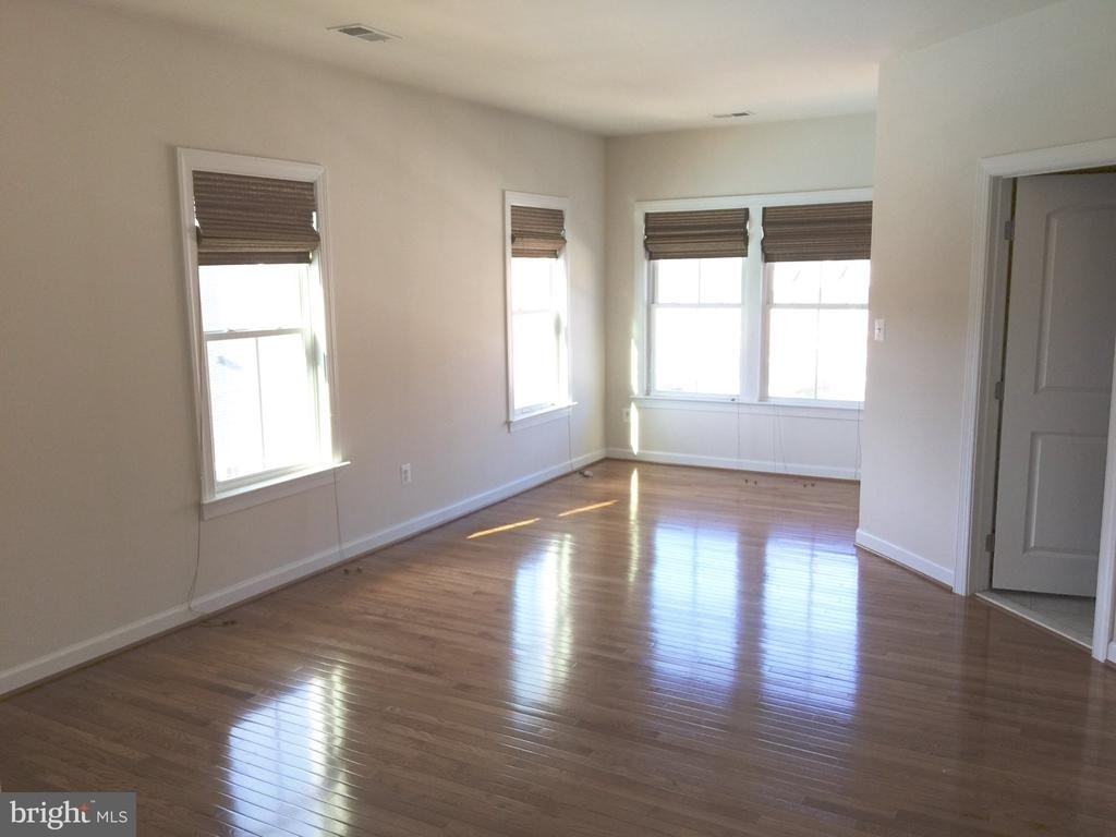 542 Rudbeckia Place - Photo 15