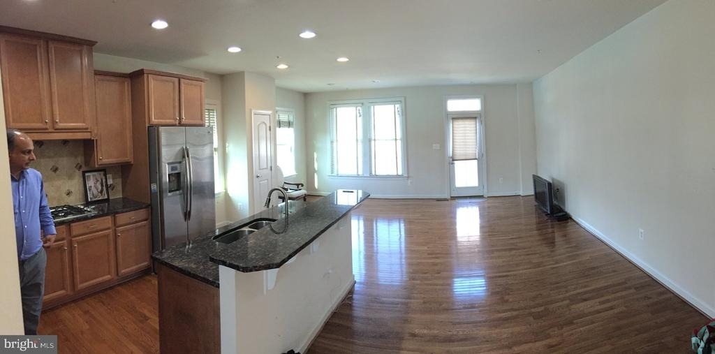 542 Rudbeckia Place - Photo 3