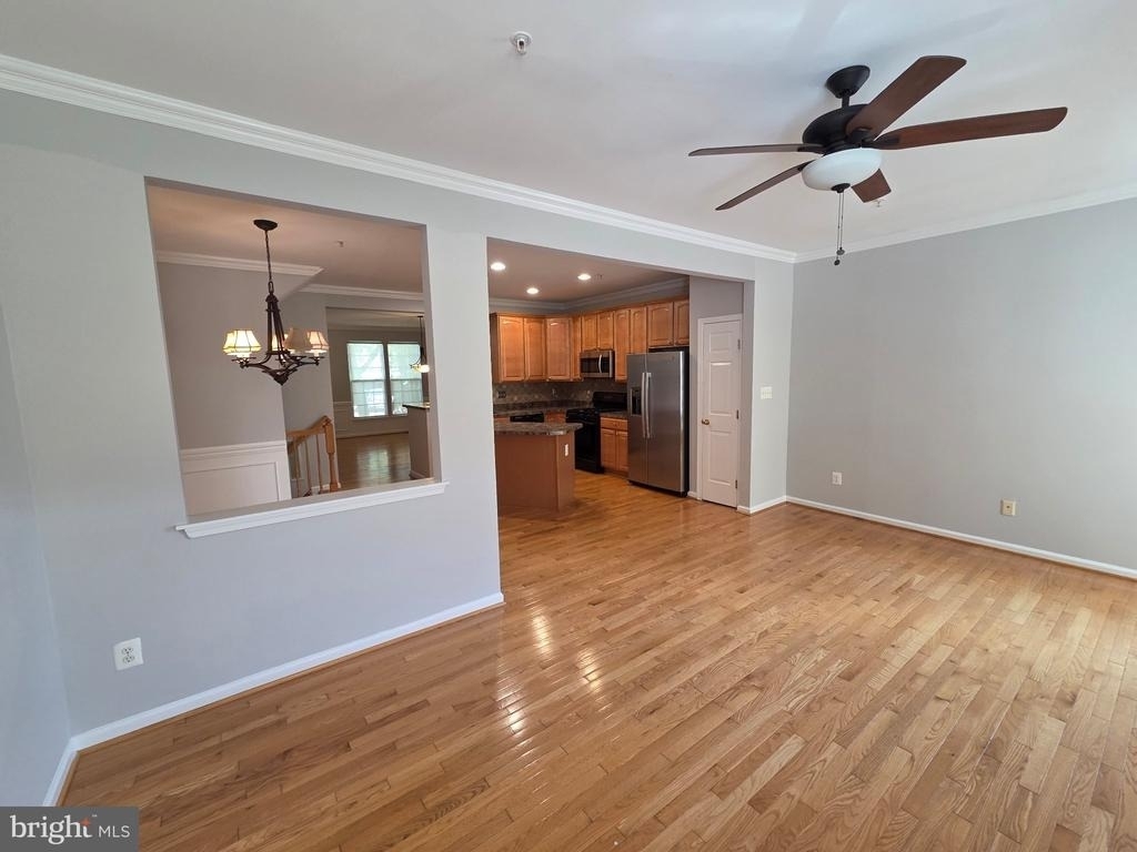 10410 Damascus Park Lane - Photo 7