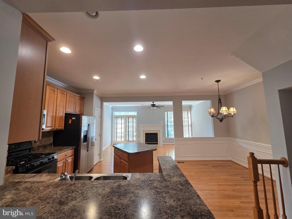 10410 Damascus Park Lane - Photo 4