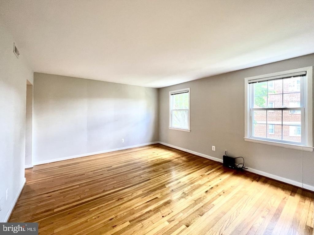 2207 Washington Avenue - Photo 5