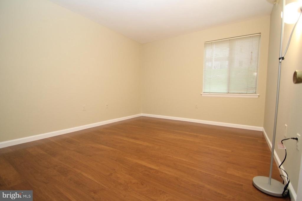 14430 Parkvale Road - Photo 12