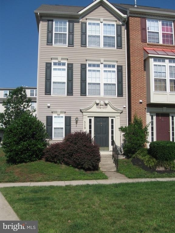 519 Eisenhower Drive - Photo 0