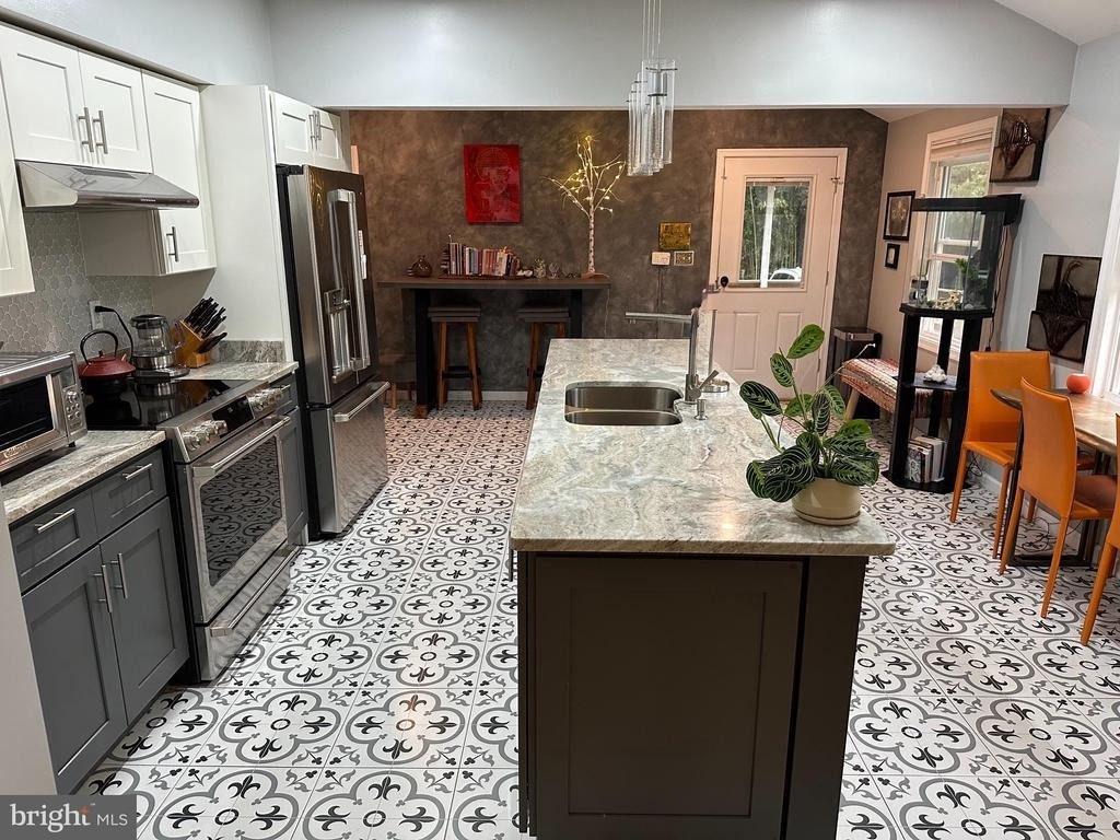 2485 Fenwick Circle - Photo 4