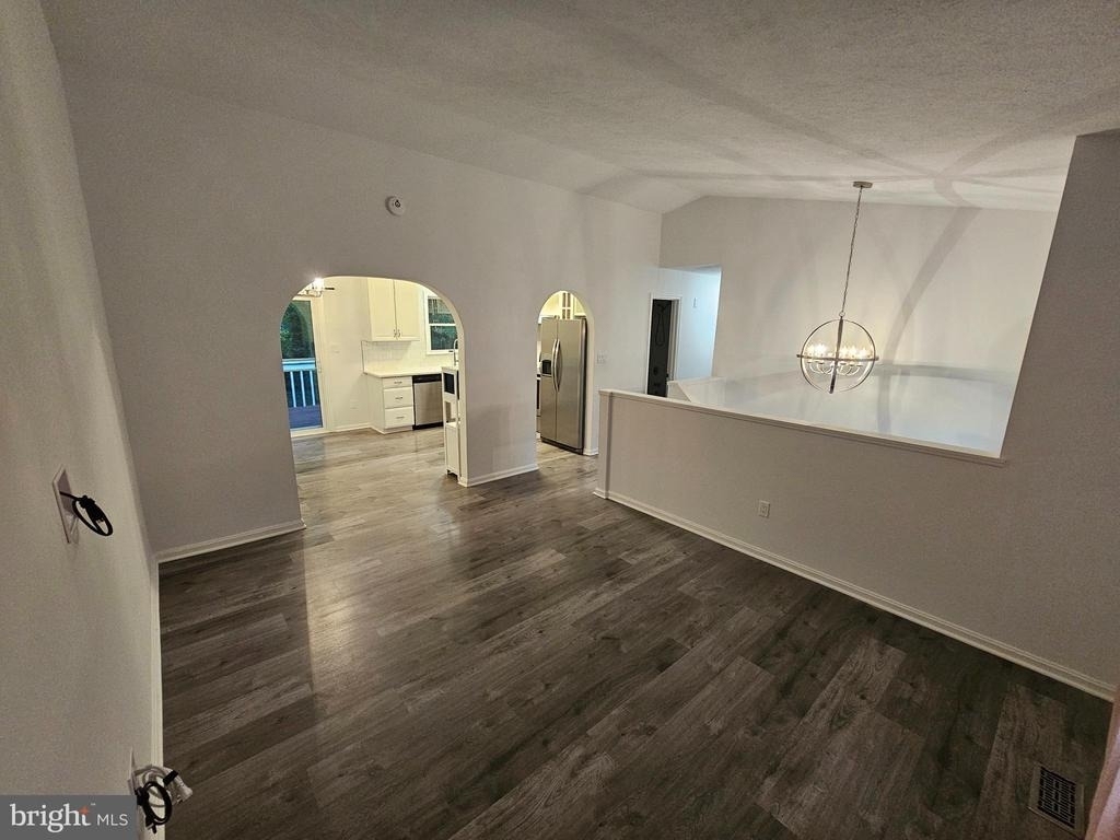 730 Ox Bow Lane - Photo 2