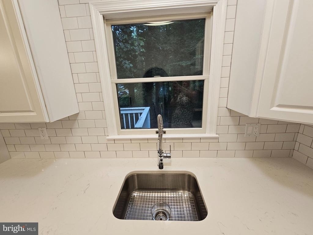 730 Ox Bow Lane - Photo 5