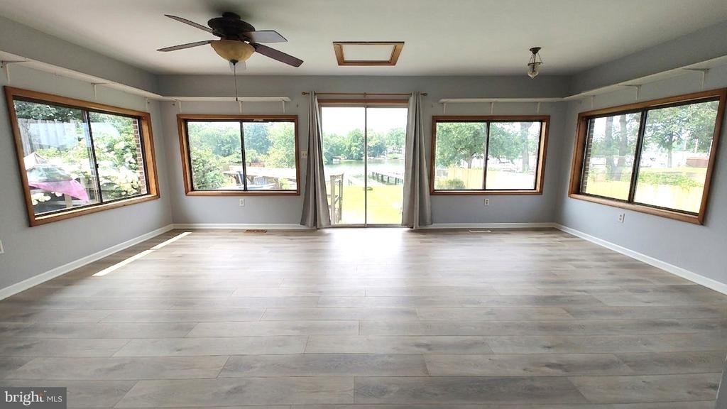 8027 Shore Road - Photo 10