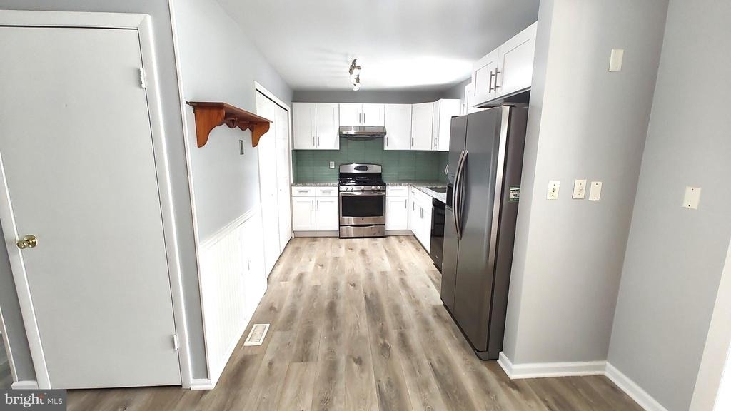 8027 Shore Road - Photo 2