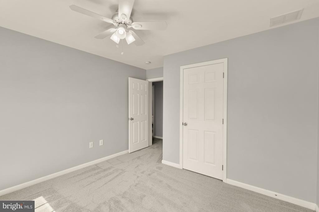 1831 Clarke Boulevard - Photo 20