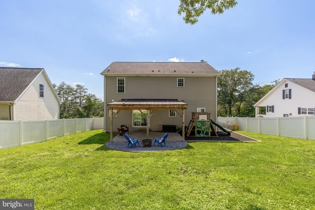 1831 Clarke Boulevard - Photo 45