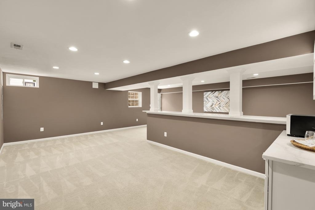 1831 Clarke Boulevard - Photo 41