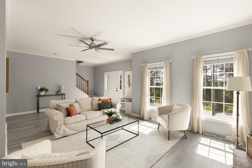 1831 Clarke Boulevard - Photo 2