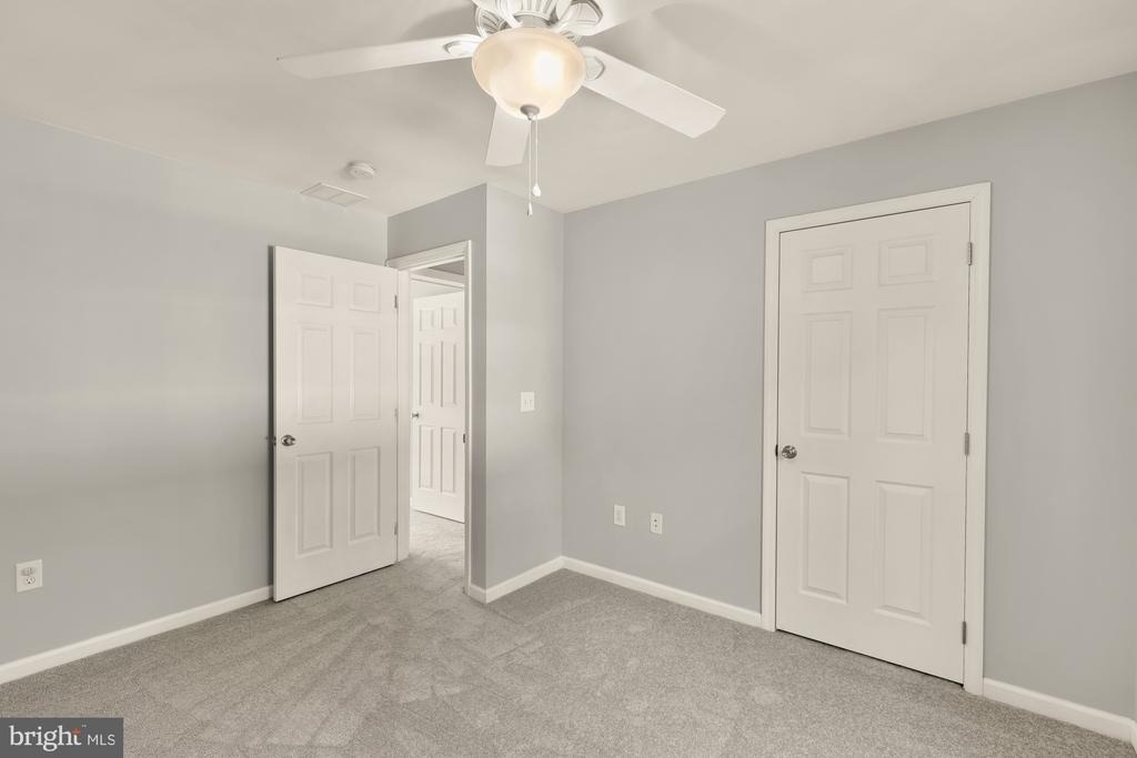 1831 Clarke Boulevard - Photo 36