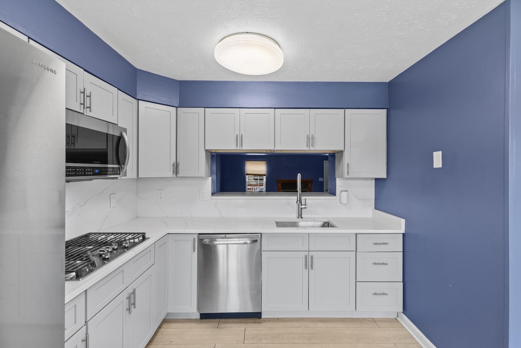 5411 Castlestone Drive - Photo 6