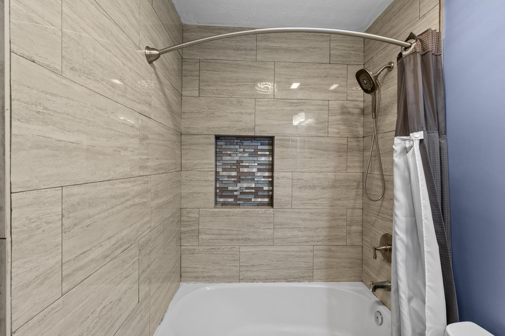 5411 Castlestone Drive - Photo 17