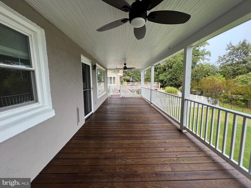 504 Walnut Drive - Photo 2