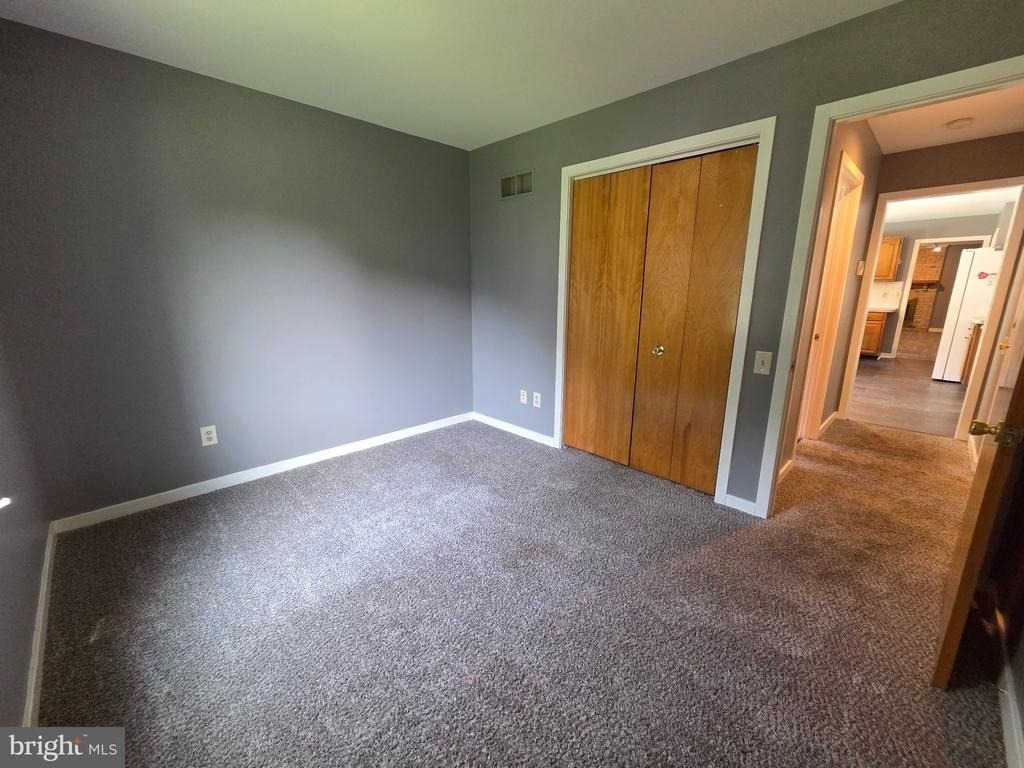 212 Fairhill Drive - Photo 12