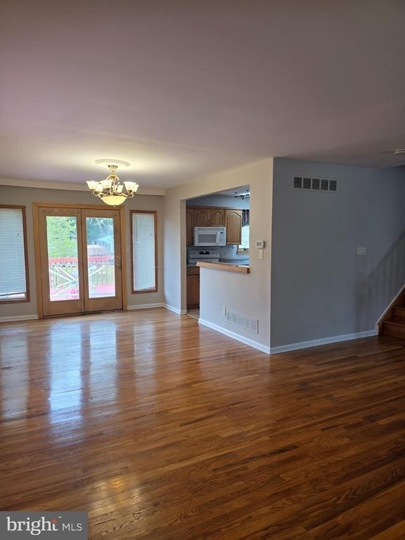 812 Leeds Lane - Photo 15