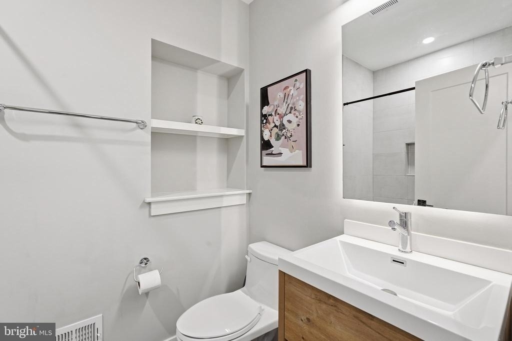 1343 Otis Place Nw - Photo 16