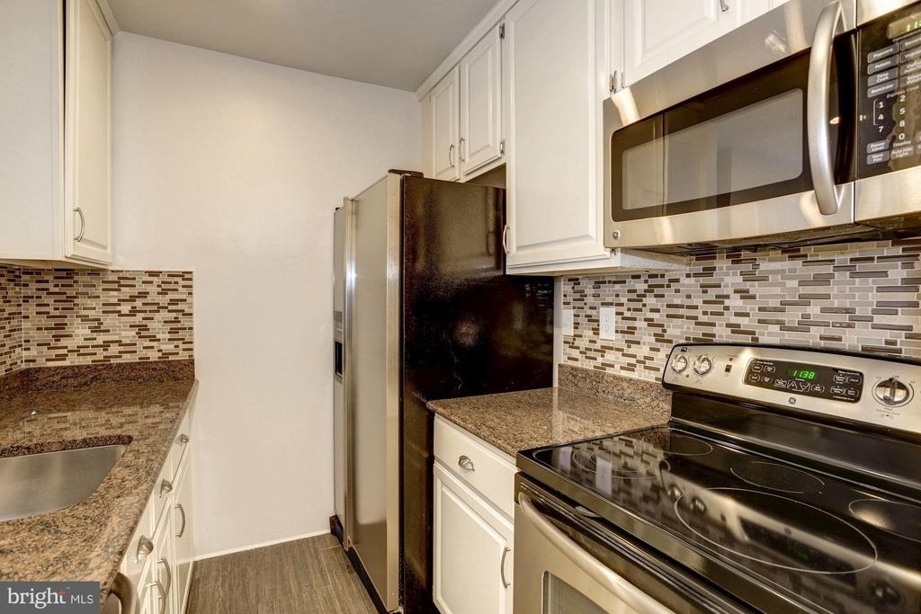 2022 N Street Nw - Photo 5