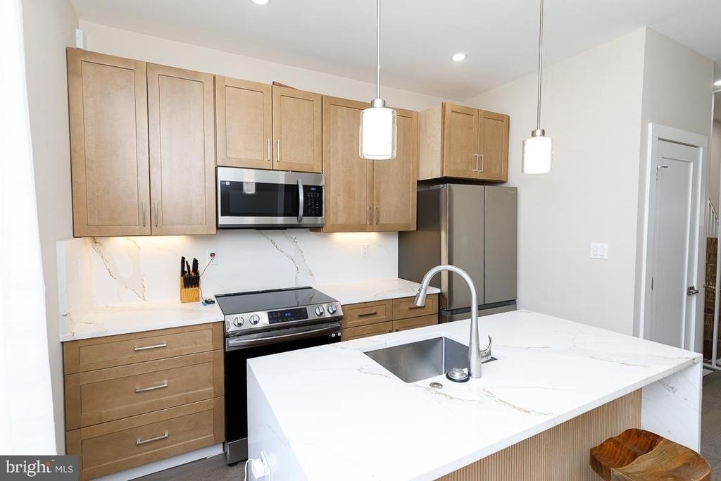 336 Oakdale Place Nw - Photo 2