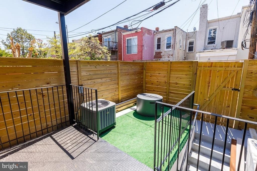 336 Oakdale Place Nw - Photo 14