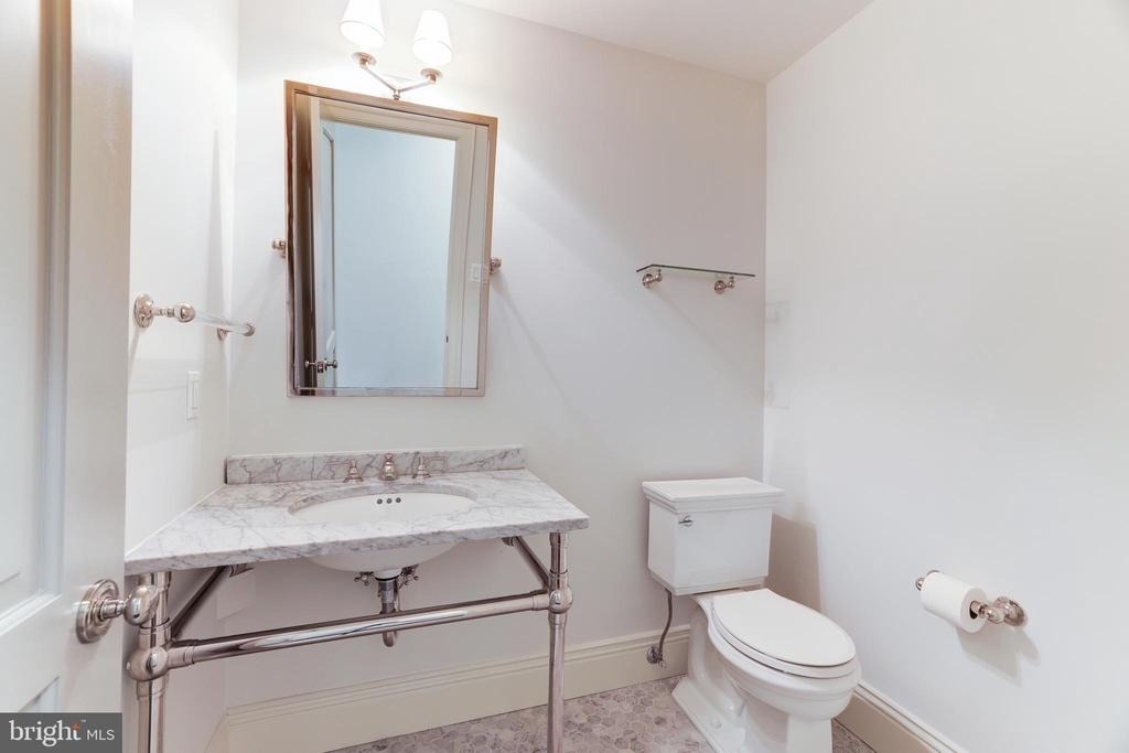 1848 Biltmore Street Nw - Photo 9