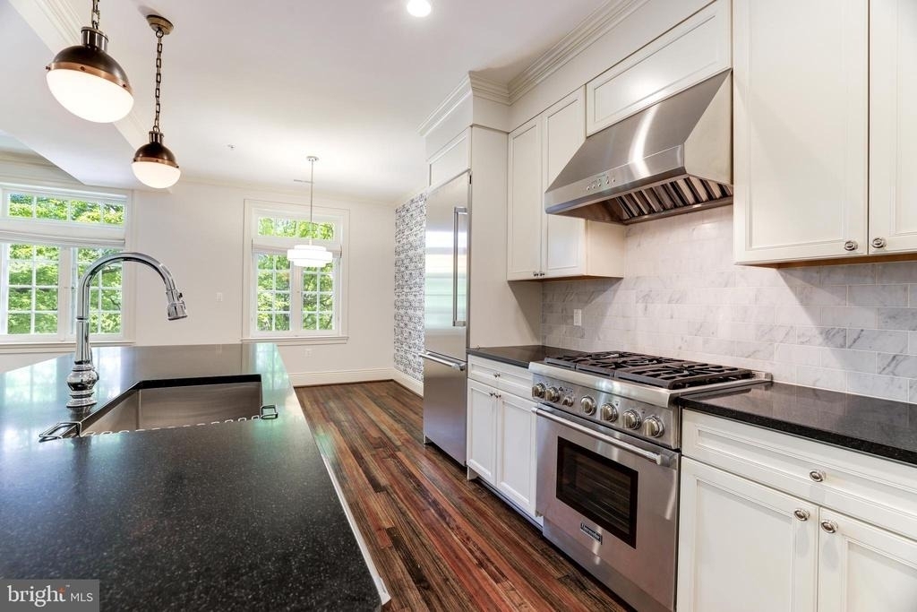 1848 Biltmore Street Nw - Photo 6