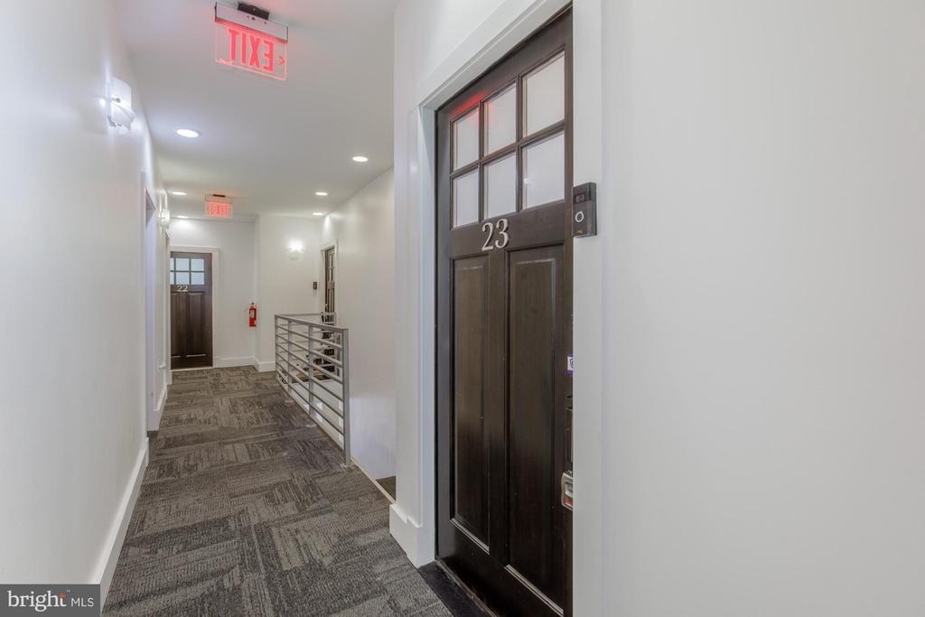 1409 G Street Ne - Photo 1
