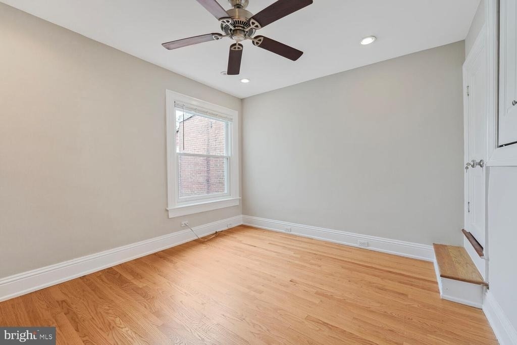 1871 Newton Street Nw - Photo 15