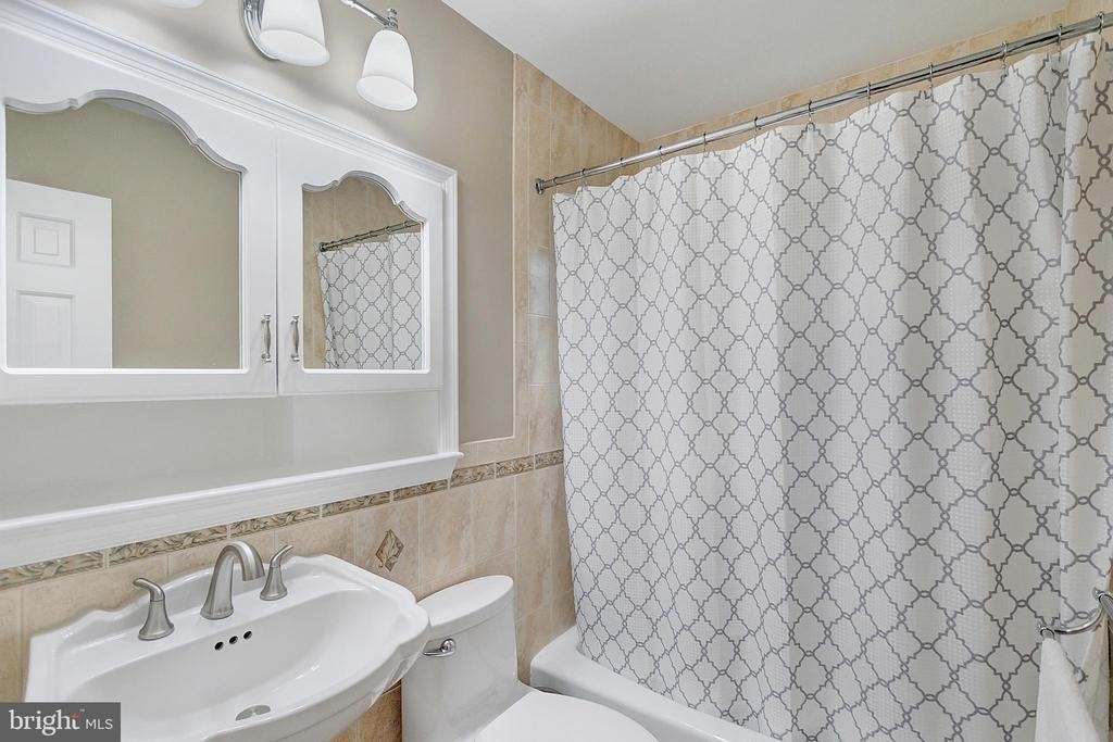 2108 48th Street Nw - Photo 20