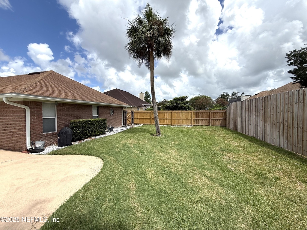 8997 Adams Walk Drive - Photo 8