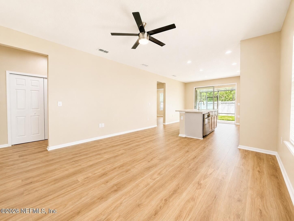 550 Drysdale Drive - Photo 8