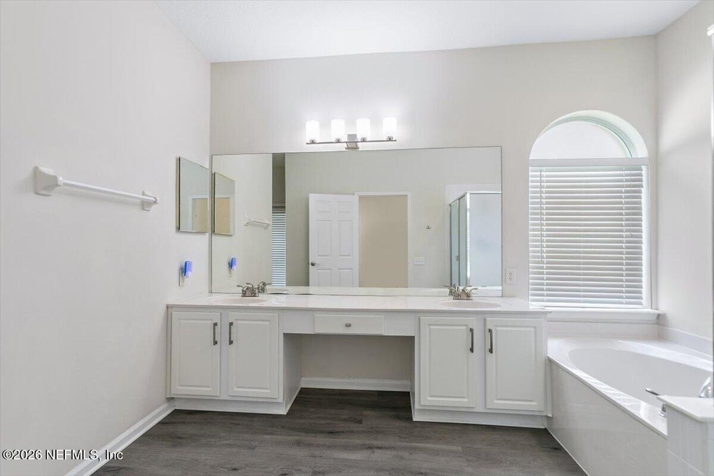 8884 Hampton Landing Drive E - Photo 17