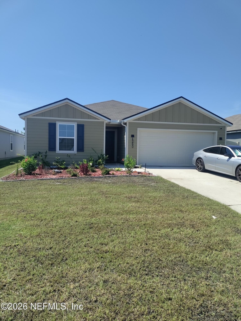 4260 Hemlock Street - Photo 0