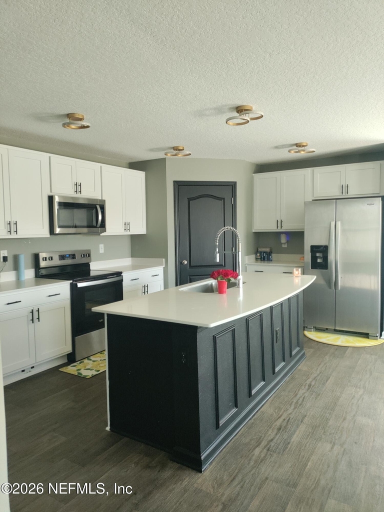 4260 Hemlock Street - Photo 6