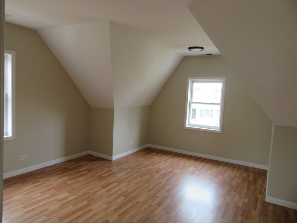 6957 W Fletcher Street - Photo 4