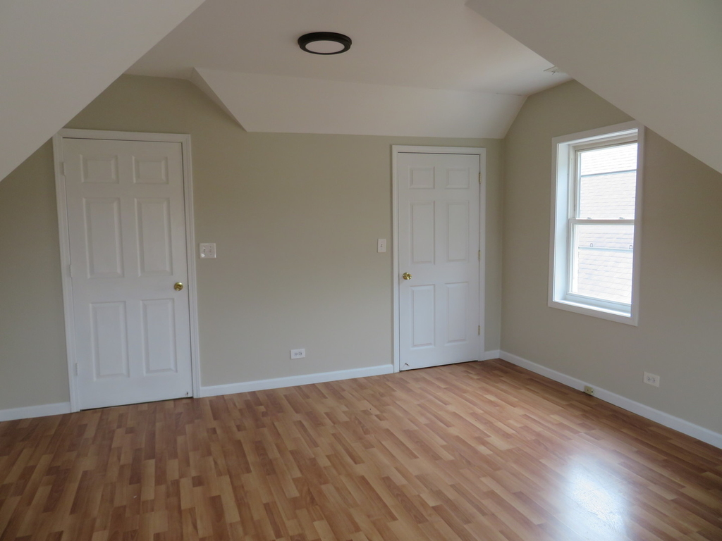 6957 W Fletcher Street - Photo 7