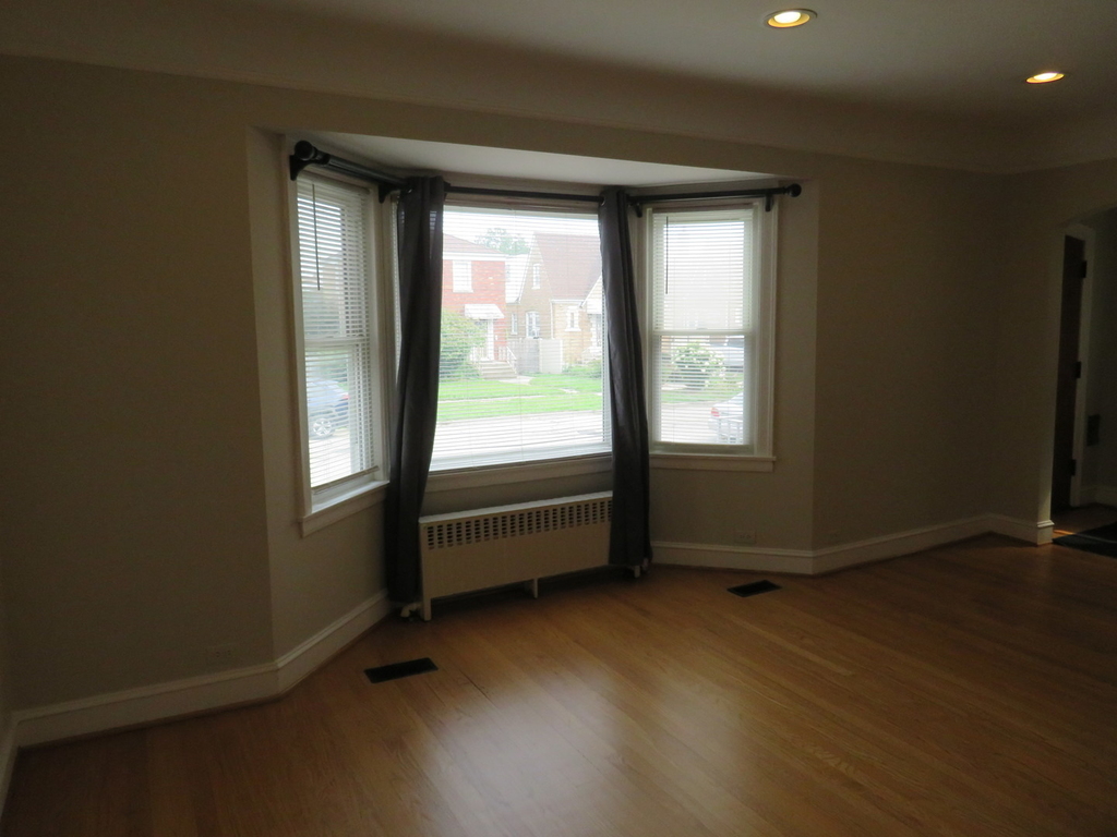 6957 W Fletcher Street - Photo 18