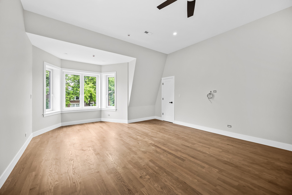 4543 S Ellis Avenue - Photo 6
