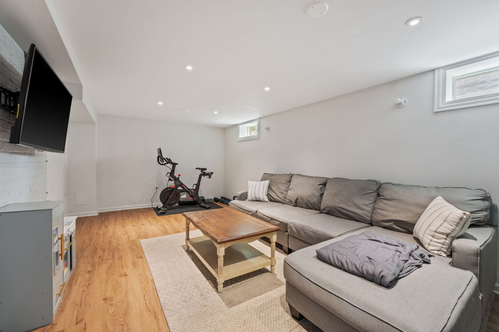 759 Laurel Avenue - Photo 23