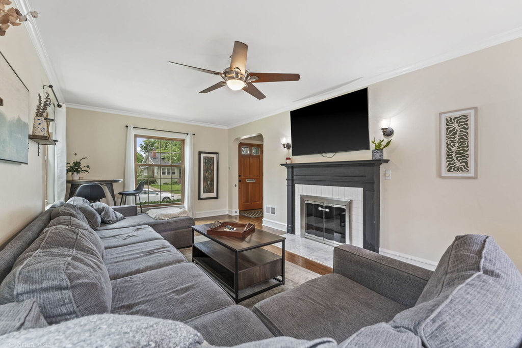 759 Laurel Avenue - Photo 5
