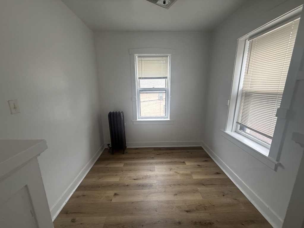 104 Lincoln Avenue - Photo 12