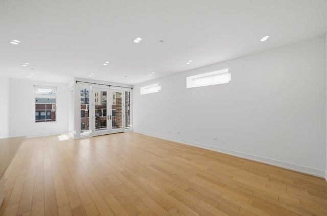 434 W Melrose Street - Photo 4