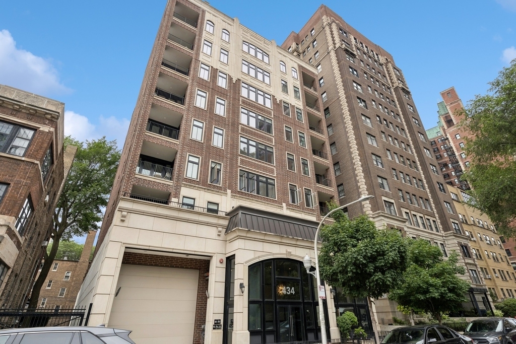 434 W Melrose Street - Photo 21
